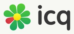 ICQ logo on the 2016 icq.com homepage: Flat green petals replace the black outlines and shading
